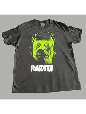 Universal Monsters Frankenstein Black T-Shirt XL 100% Cotton Graphic Tee Made In